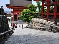 閑散とした清水寺