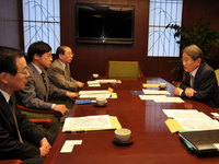 松本紘京都大学総長と懇談