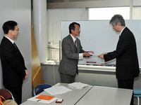米軍基地いらない京都府民の会申入れ