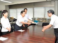 レーダー受け入れ方針抗議申し入れ