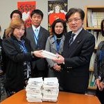 学費軽減へ力合わせて　井上参院議員、私学助成の会と懇談