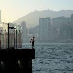 暗闇でも信念を貫く　香港民主化運動の軌跡描く　映画『ブルーアイランド 憂鬱之島』　チャン・ジーウン監督に聞く