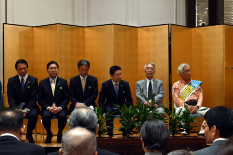「裏金」も「ひめゆり発言」も一切反省なく「私に力を与えてください」自民・西田氏／自民決起集会、暮らし良くする展望語れず「与党過半数割れで大変なことになる」　