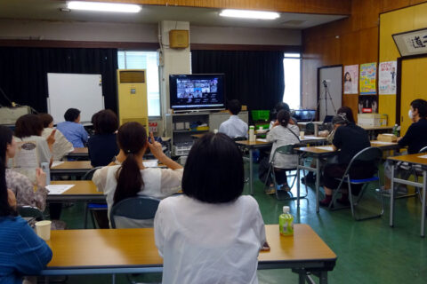 「３年公募」廃止へ３万人署名成功を　府庁で働く会計年度任用職員らキックオフ集会
