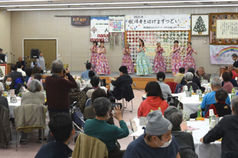 核保有発言に被爆者憤り「腹が立って仕方がない」／被爆者励ますつどい　核なき世界へ誓い