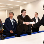 英語教育の質を守るためにも直接雇用を　府立高派遣ＡＬＴが府教委に署名提出「安定した立場で尊厳持って働きたい」