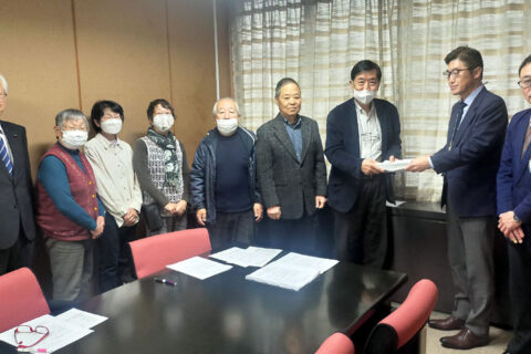 「宇治型デマンド交通」を提案　宇治市の市民団体が申し入れ／市全域で運行、料金低減など具体策